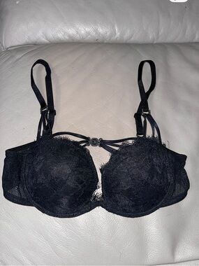 intimissimi Black Lace Balconette Bra with Strappy Front